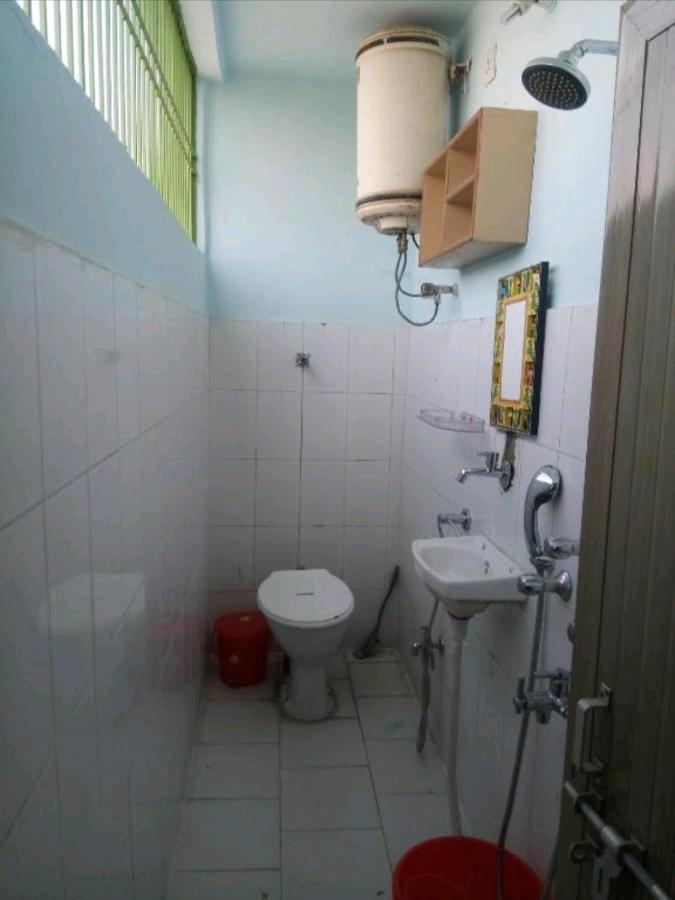 Monalisa Hostel Varanasi Exterior foto